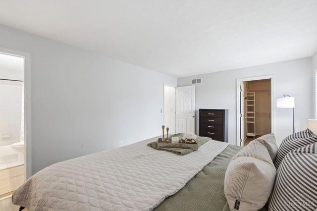 6859 Autumn Glen Drive, West Chester, OH 45069