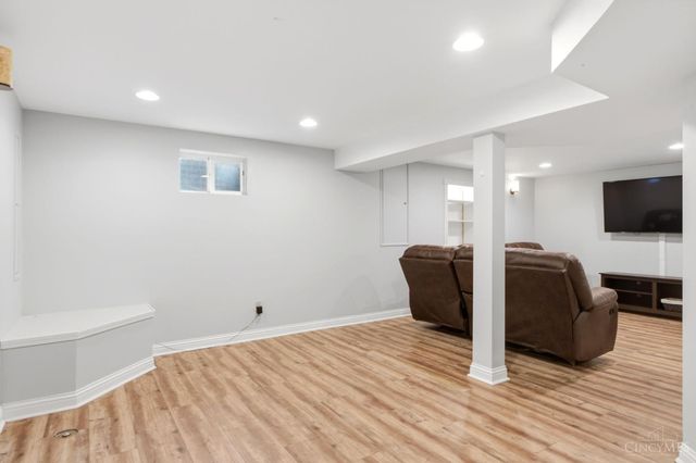 6859 Autumn Glen Drive, West Chester, OH 45069
