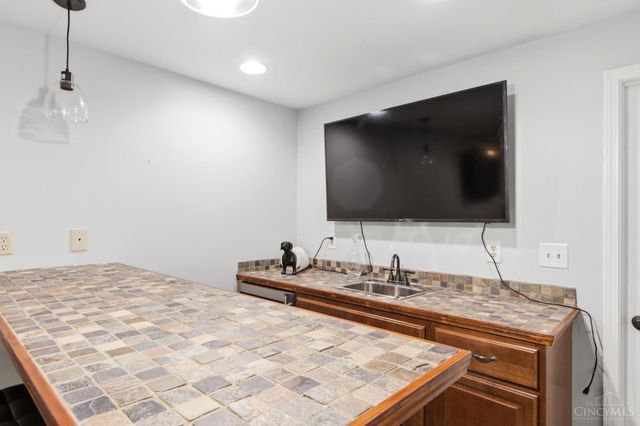 6859 Autumn Glen Drive, West Chester, OH 45069