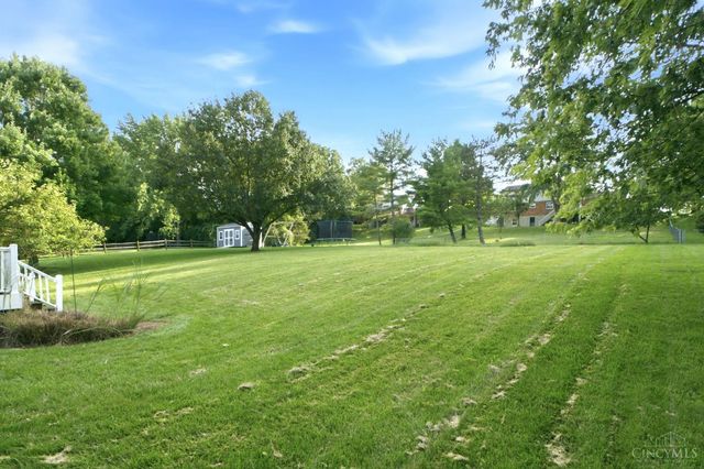 6859 Autumn Glen Drive, West Chester, OH 45069
