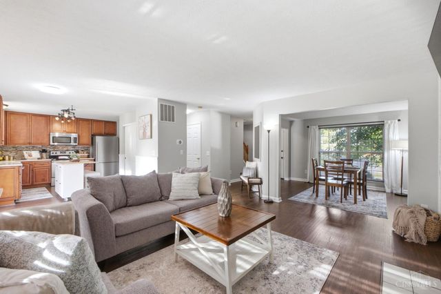 6859 Autumn Glen Drive, West Chester, OH 45069