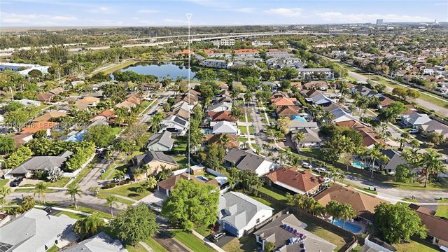 1010 SW 149th Ln, Sunrise, FL 33326