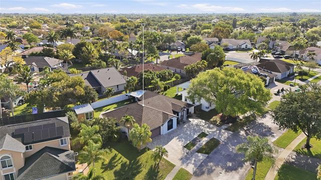 1010 SW 149th Ln, Sunrise, FL 33326