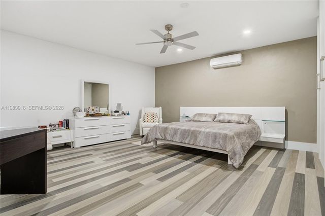 1010 SW 149th Ln, Sunrise, FL 33326