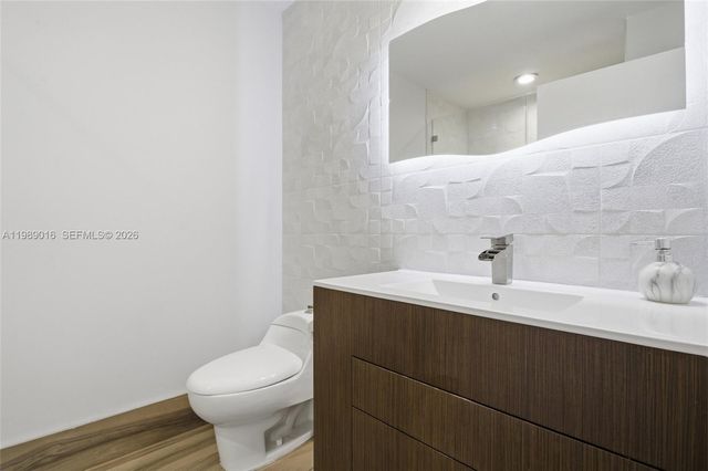 1010 SW 149th Ln, Sunrise, FL 33326