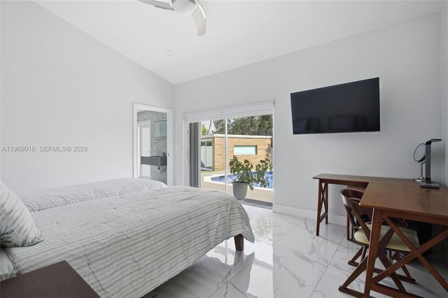 1010 SW 149th Ln, Sunrise, FL 33326