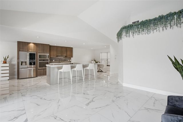 1010 SW 149th Ln, Sunrise, FL 33326