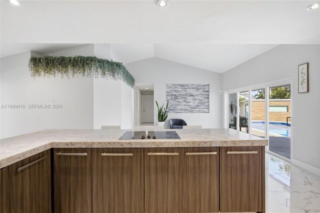 1010 SW 149th Ln, Sunrise, FL 33326