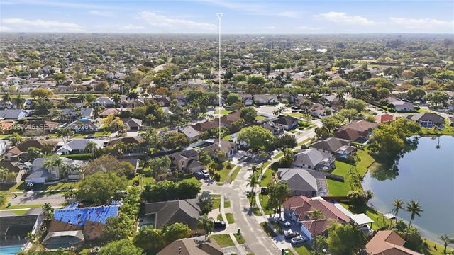 1010 SW 149th Ln, Sunrise, FL 33326