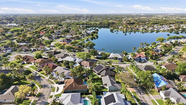 1010 SW 149th Ln, Sunrise, FL 33326