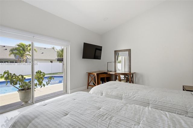 1010 SW 149th Ln, Sunrise, FL 33326