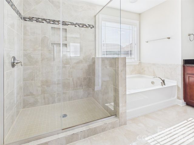 1455 Briarfield Drive NW, Concord, NC 28027