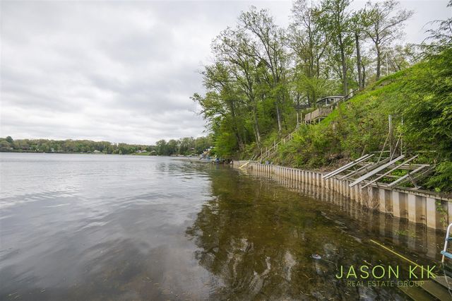 679 W Lincoln Avenue, White Cloud, MI 49349