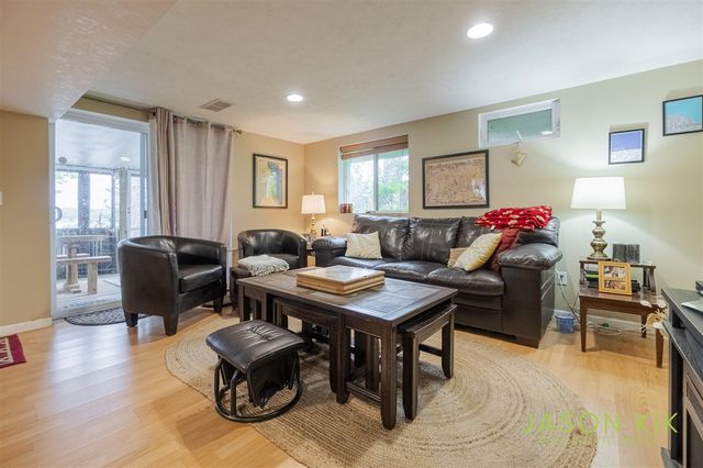 679 W Lincoln Avenue, White Cloud, MI 49349