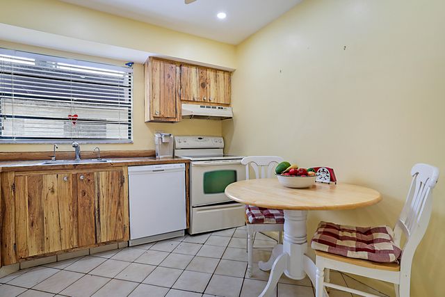 76 CAPRI B, Delray Beach, FL 33484