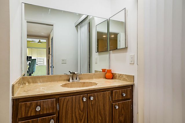 76 CAPRI B, Delray Beach, FL 33484