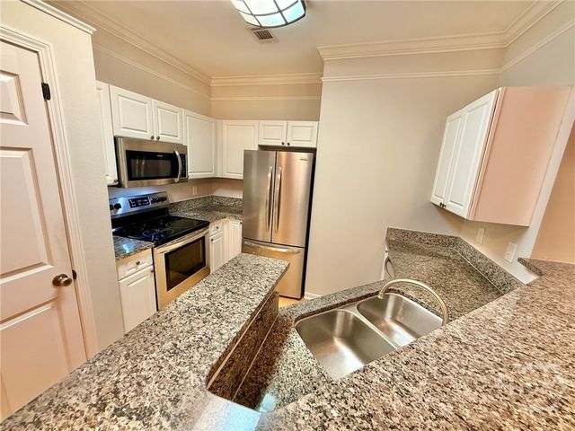 3223 Whitemarsh Way, Savannah, GA 31410