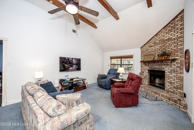 2713 N 6th Street, Ocean Springs, MS 39564