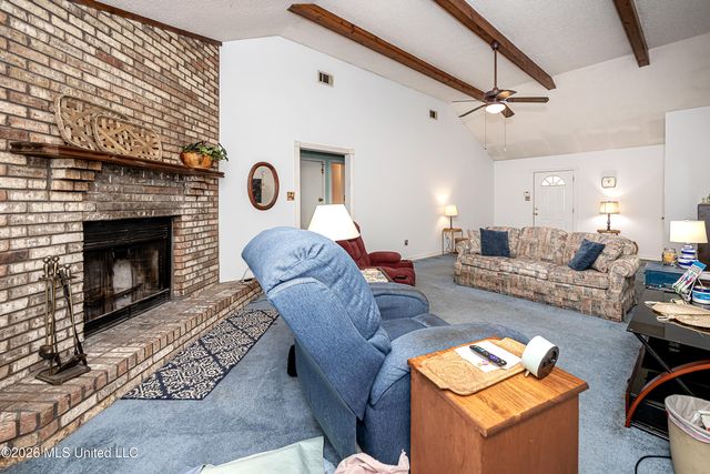 2713 N 6th Street, Ocean Springs, MS 39564