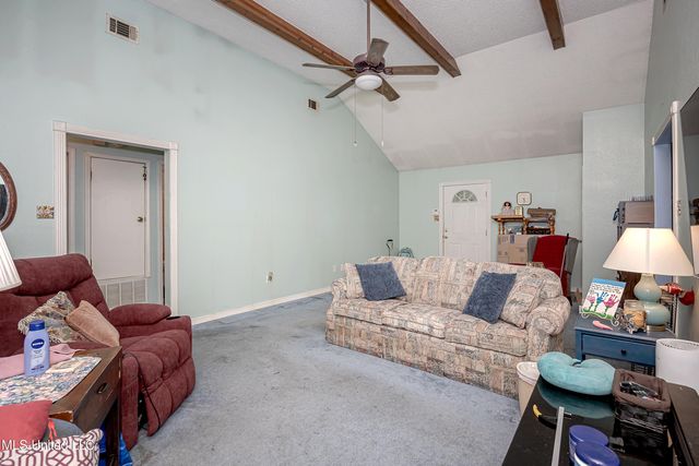 2713 N 6th Street, Ocean Springs, MS 39564