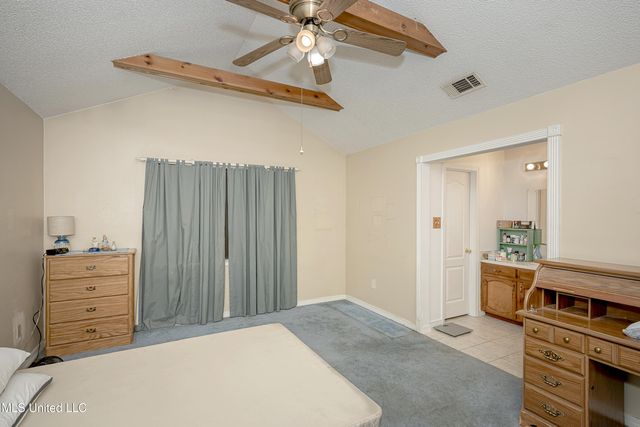 2713 N 6th Street, Ocean Springs, MS 39564