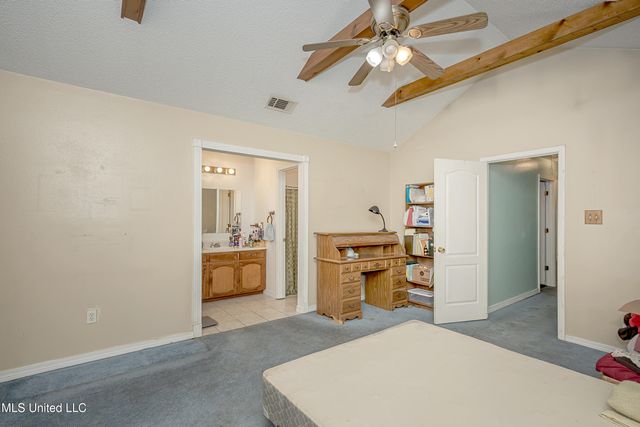 2713 N 6th Street, Ocean Springs, MS 39564