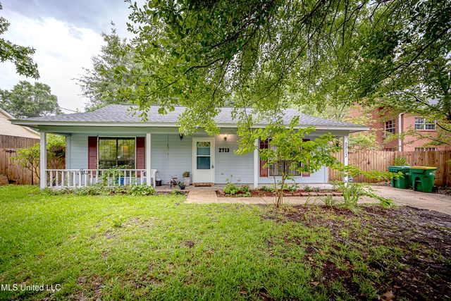 2713 N 6th Street, Ocean Springs, MS 39564