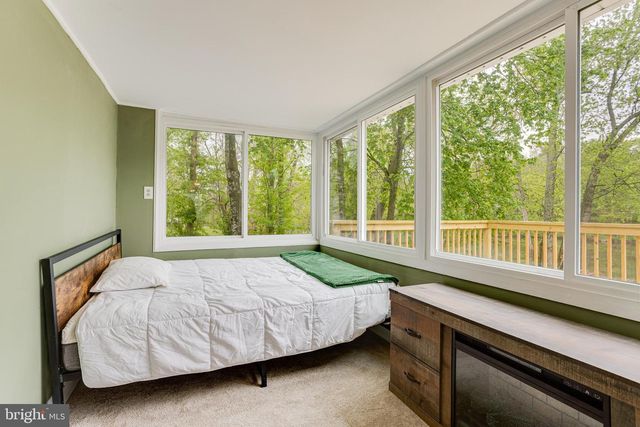 4972 SKIPPACK PIKE, Schwenksville, PA 19473