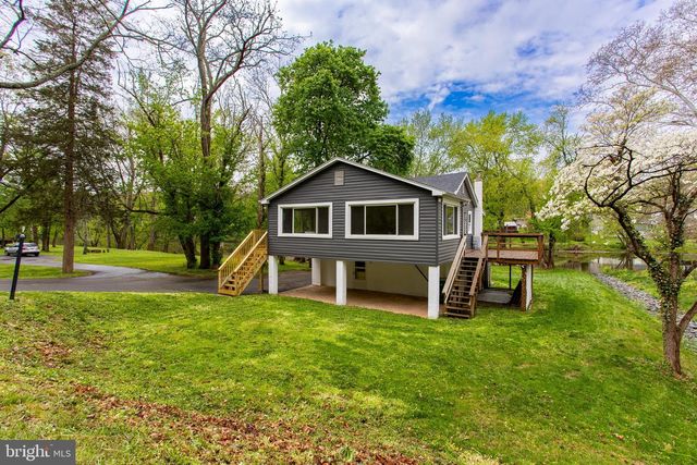 4972 SKIPPACK PIKE, Schwenksville, PA 19473