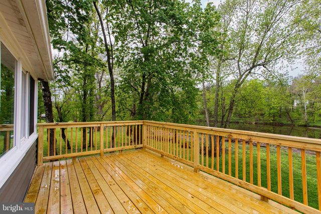 4972 SKIPPACK PIKE, Schwenksville, PA 19473