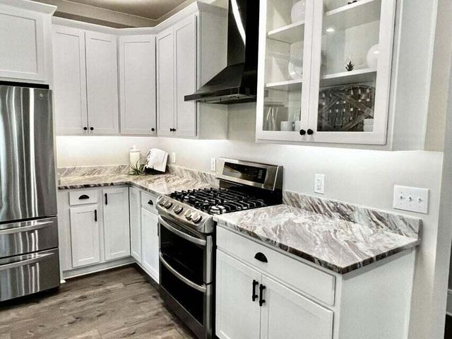 207 W Carolina Avenue, Summerville, SC 29483