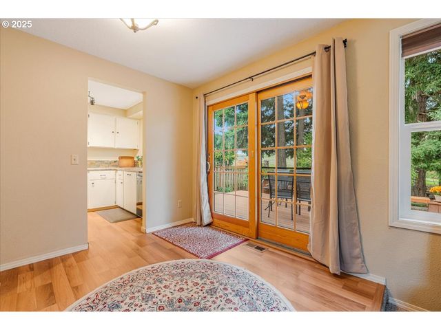 1225 Se JACQUELIN Dr, Hillsboro, OR 97123