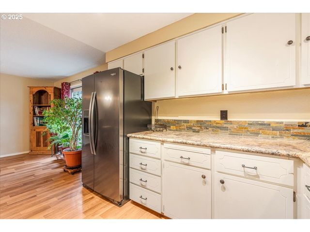 1225 Se JACQUELIN Dr, Hillsboro, OR 97123