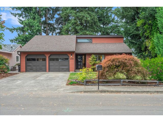 1225 Se JACQUELIN Dr, Hillsboro, OR 97123