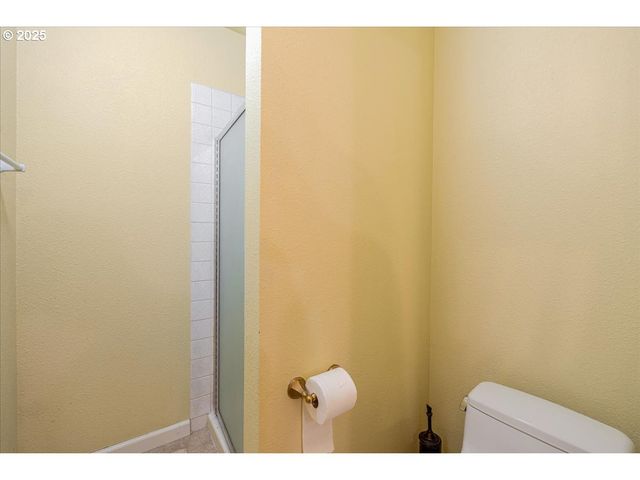 1225 Se JACQUELIN Dr, Hillsboro, OR 97123