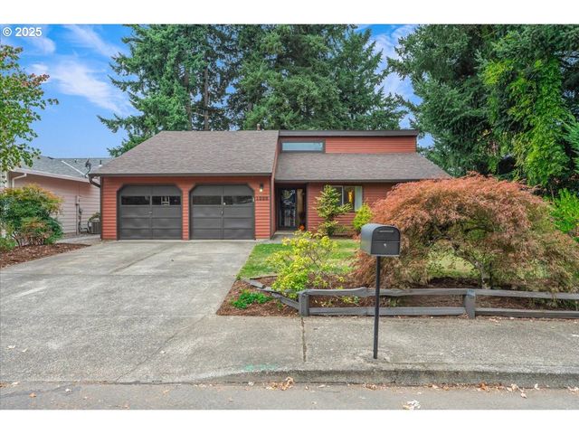1225 Se JACQUELIN Dr, Hillsboro, OR 97123