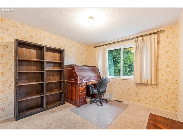 1225 Se JACQUELIN Dr, Hillsboro, OR 97123