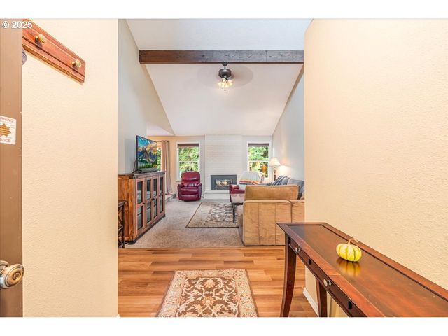 1225 Se JACQUELIN Dr, Hillsboro, OR 97123