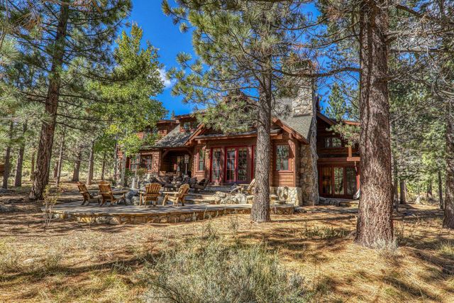 8250 Lahontan Drive, Truckee, CA 96161