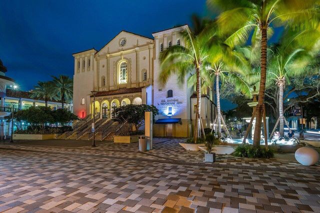1911 Parker Avenue, West Palm Beach, FL 33401