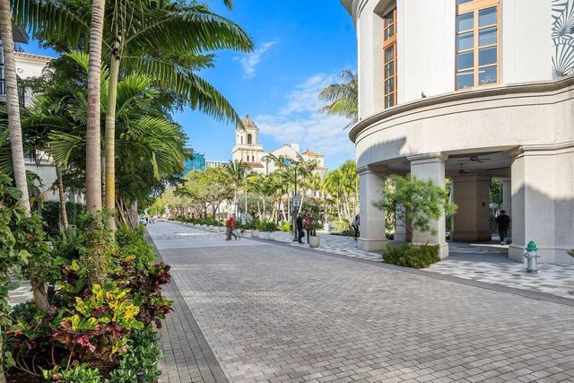 1911 Parker Avenue, West Palm Beach, FL 33401