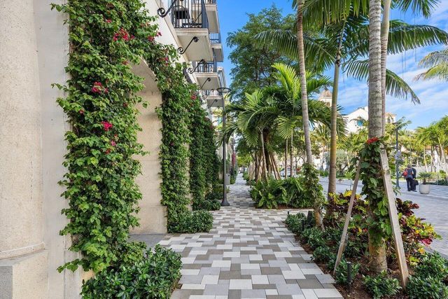 1911 Parker Avenue, West Palm Beach, FL 33401