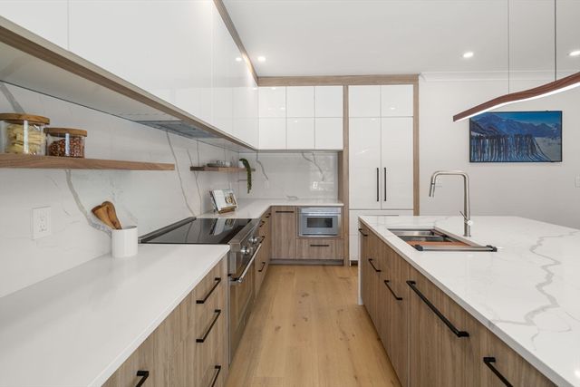 36 Osborne Road, Brookline, MA 02446