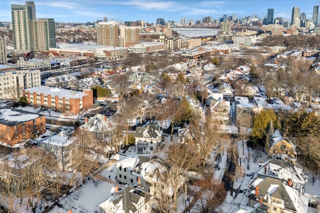 36 Osborne Road, Brookline, MA 02446