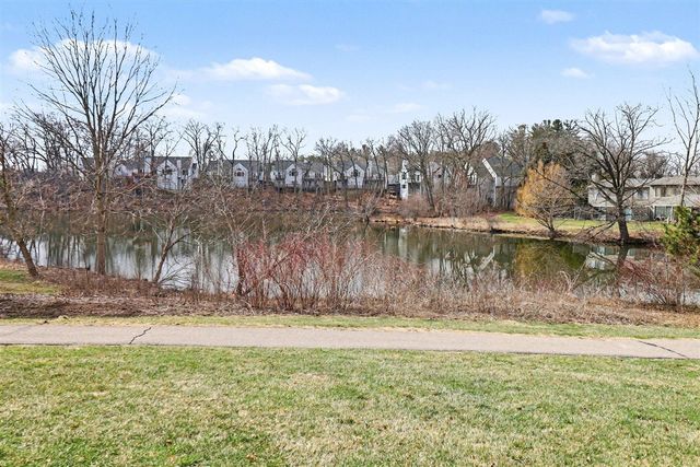 719 Watersedge Drive, Ann Arbor, MI 48105