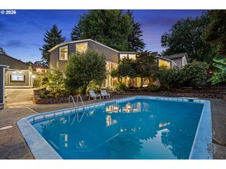 712 MIMOSA St, Salem, OR 97302