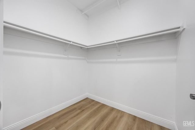 8510 Mainsail Drive, Bakersfield, CA 93312