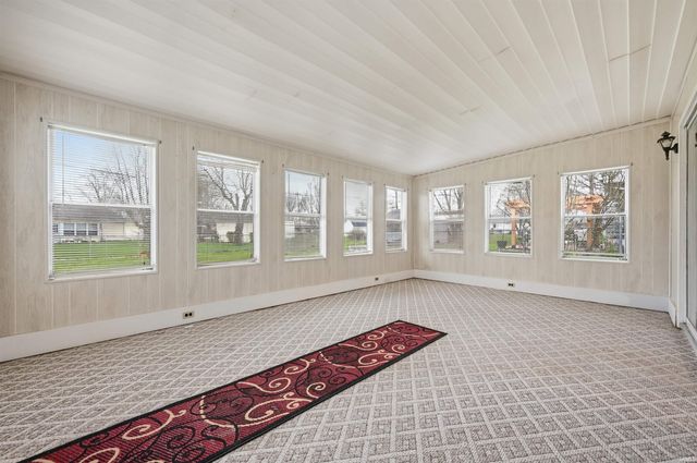 1617 Plymouth Drive, New Castle, IN 47362