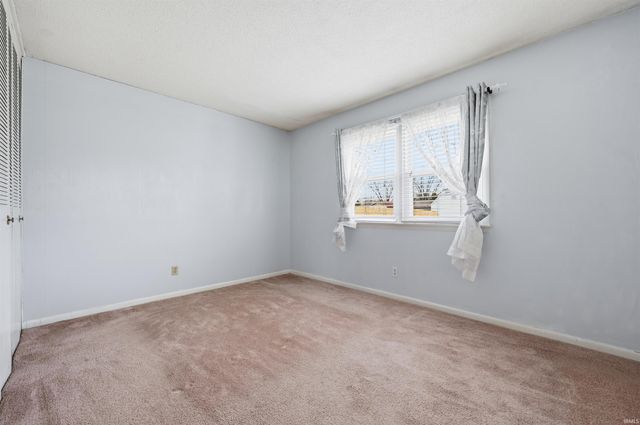 1617 Plymouth Drive, New Castle, IN 47362