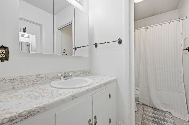 1617 Plymouth Drive, New Castle, IN 47362